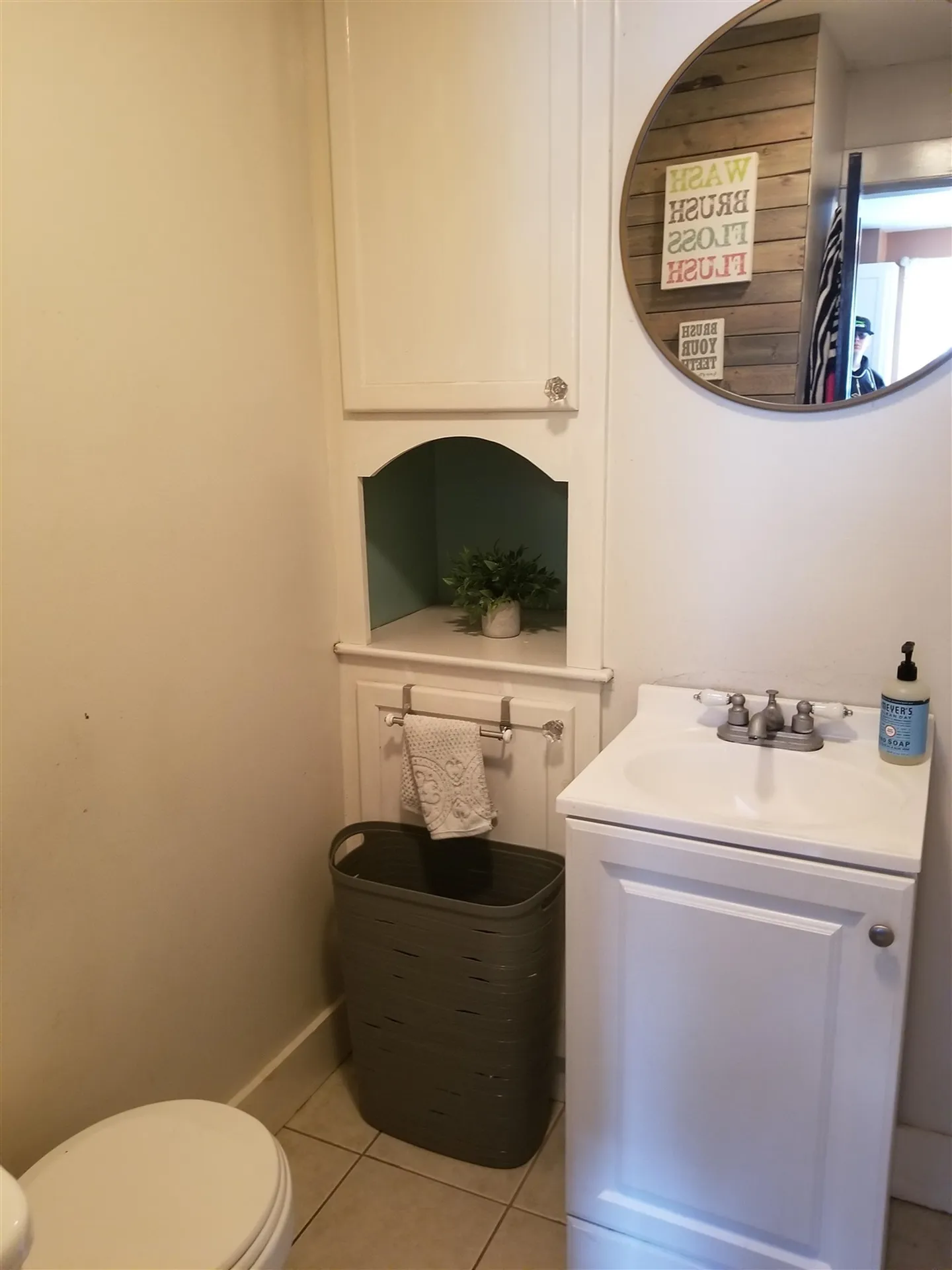 18 Bank Avenue Claremont NH 03743