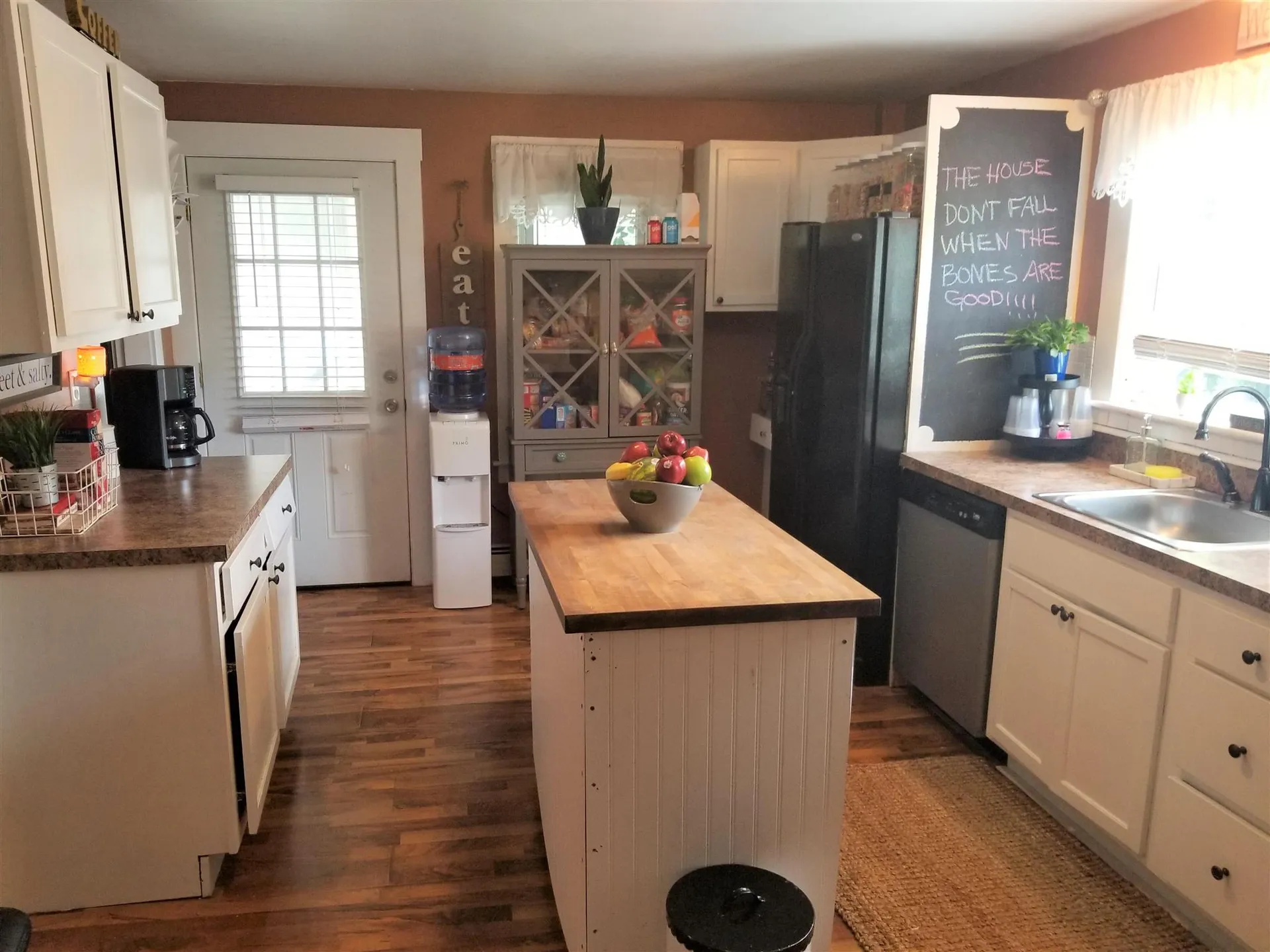 18 Bank Avenue Claremont NH 03743