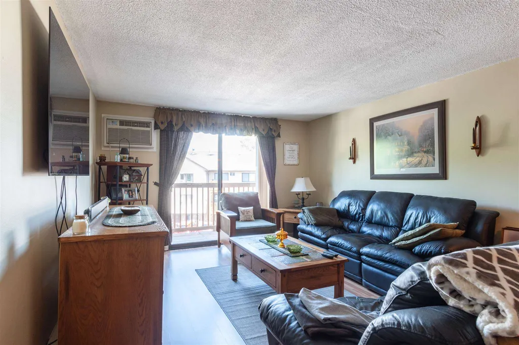 1 Lancelot Court Salem NH 03079