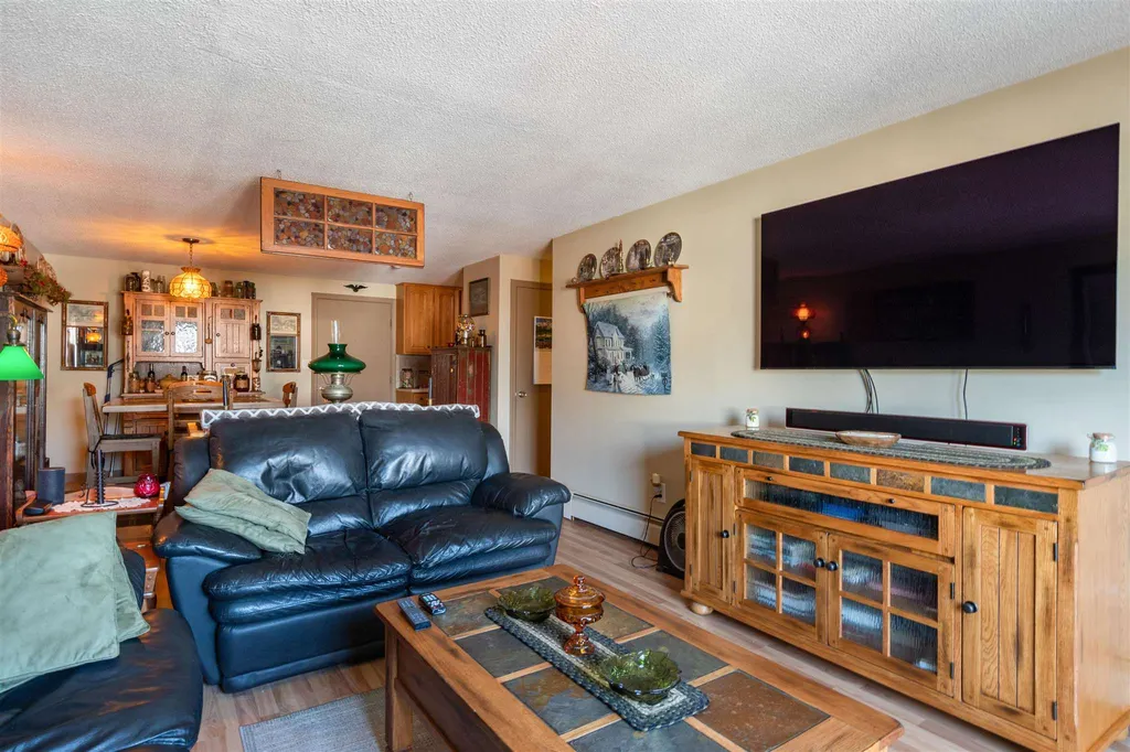 1 Lancelot Court Salem NH 03079