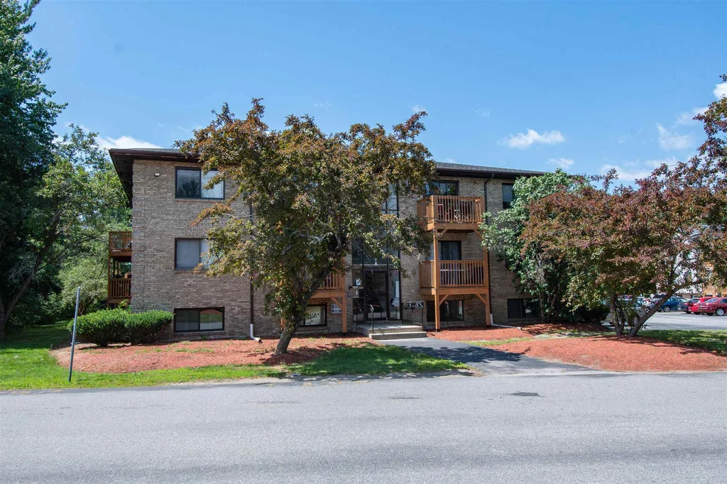 1 Lancelot Court Salem NH 03079