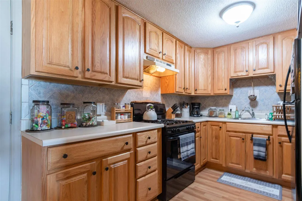 1 Lancelot Court Salem NH 03079