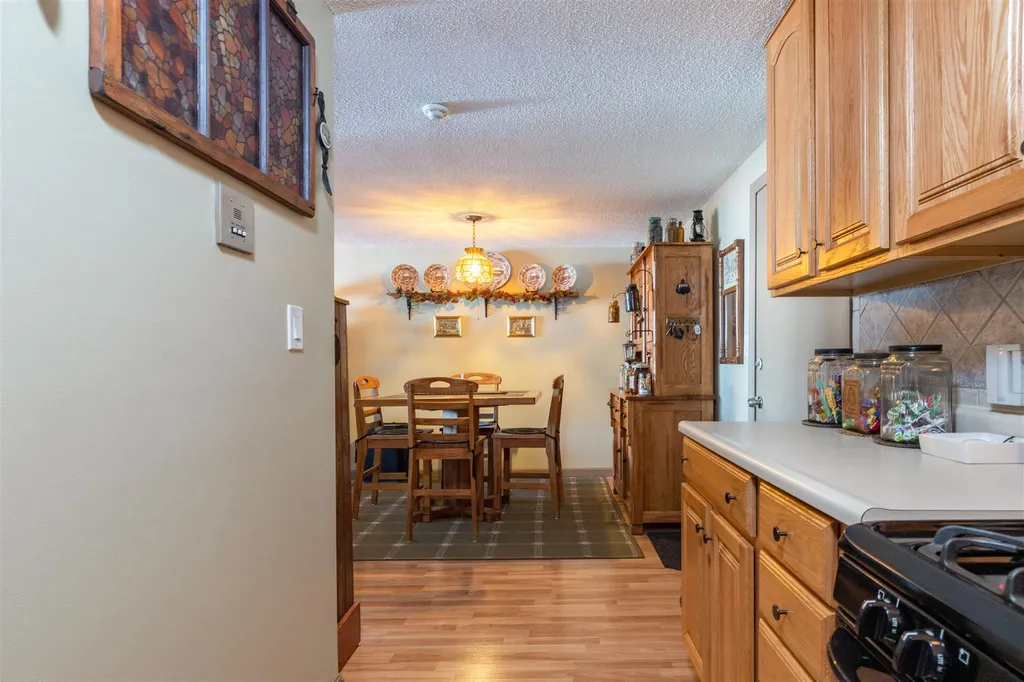 1 Lancelot Court Salem NH 03079
