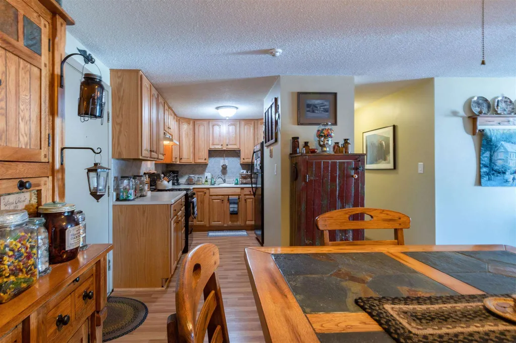 1 Lancelot Court Salem NH 03079