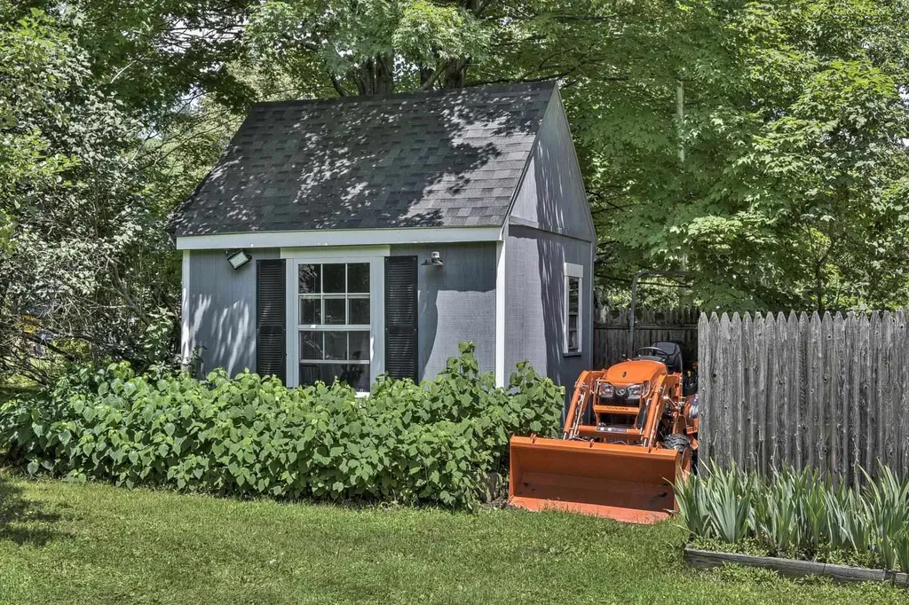447 Pako Avenue Keene NH 03431