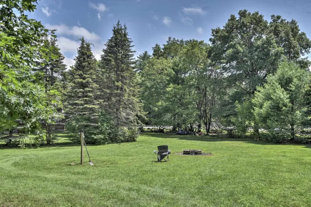 447 Pako Avenue Keene NH 03431