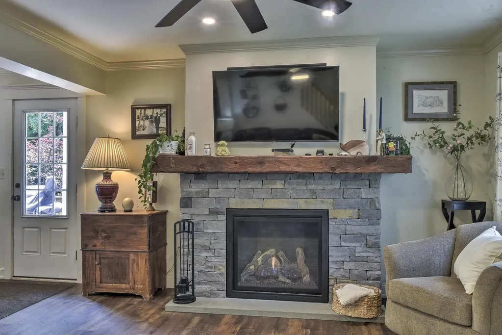 447 Pako Avenue Keene NH 03431