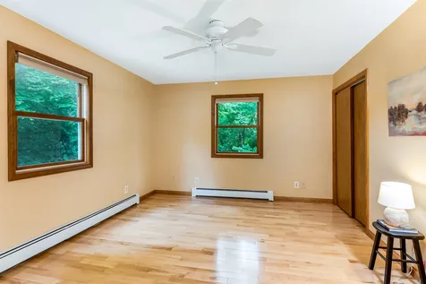 55 Logwood Circle Essex VT 05452