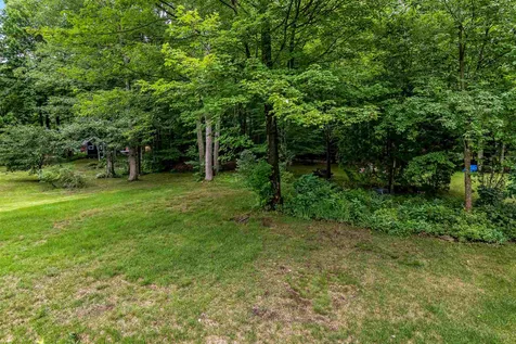 55 Logwood Circle Essex VT 05452