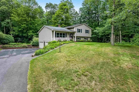 55 Logwood Circle Essex VT 05452