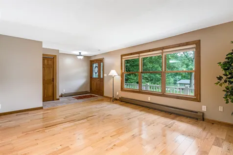 55 Logwood Circle Essex VT 05452