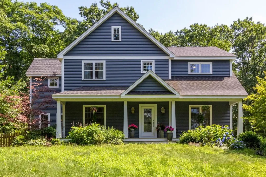 29 Farrwood Road Windham NH 03087