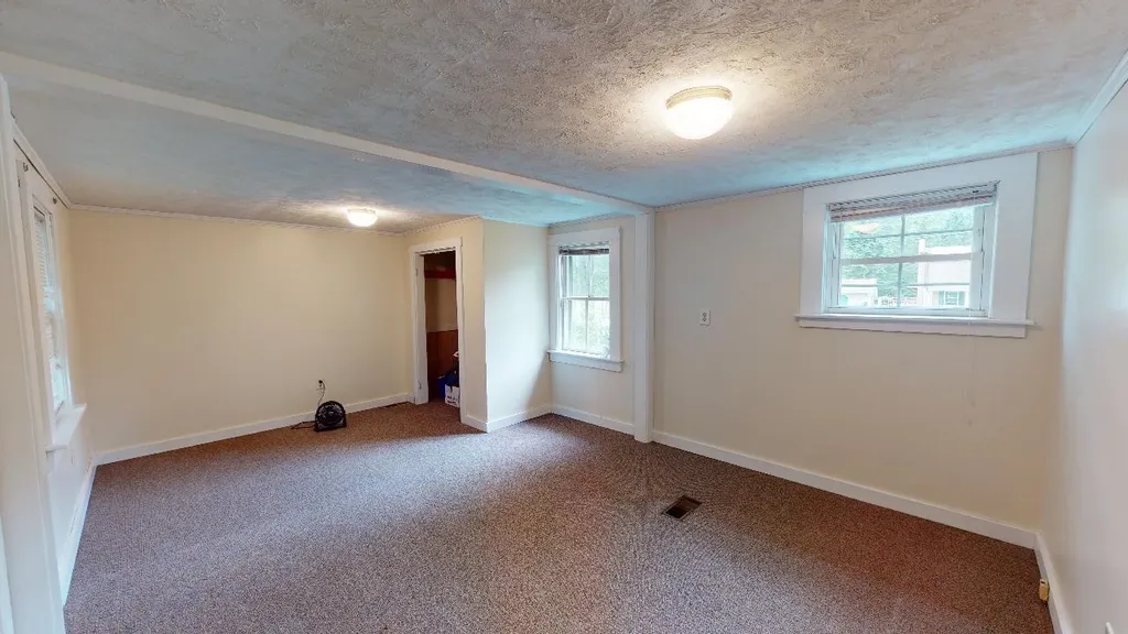 92 Lark Street Franklin NH 03235