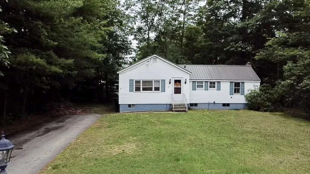 92 Lark Street Franklin NH 03235