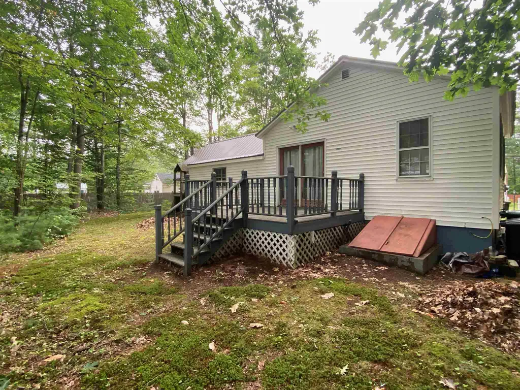 92 Lark Street Franklin NH 03235