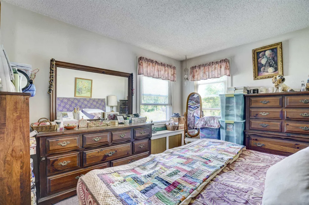 140 Edmond Avenue Portsmouth NH 03801