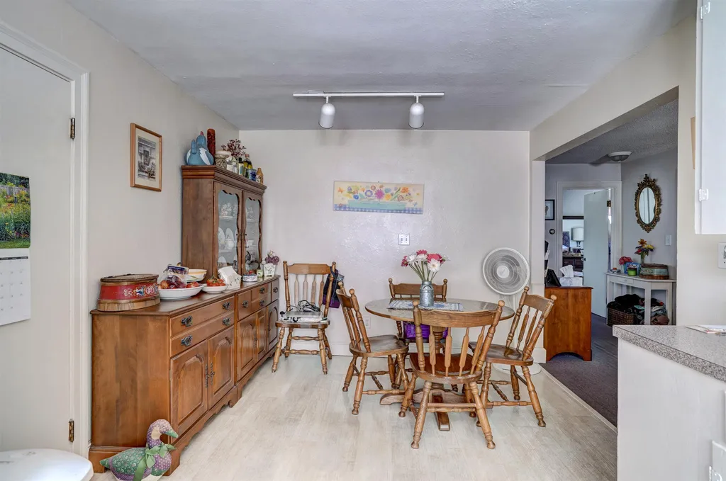 140 Edmond Avenue Portsmouth NH 03801
