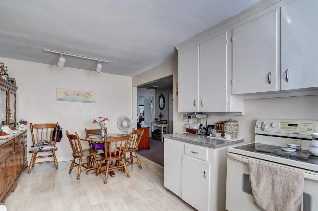 140 Edmond Avenue Portsmouth NH 03801