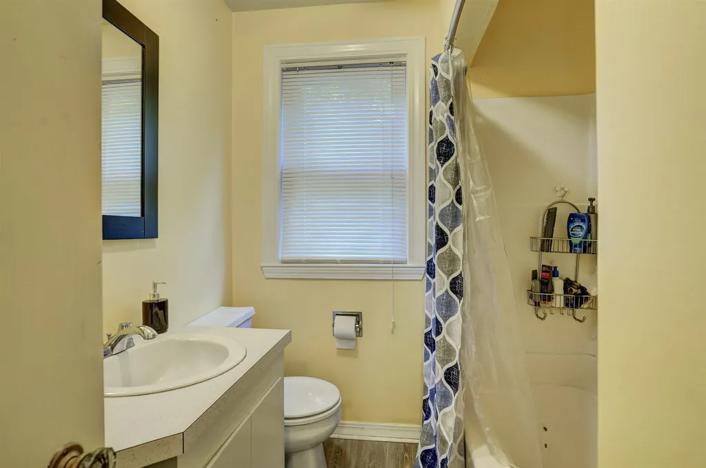 140 Edmond Avenue Portsmouth NH 03801