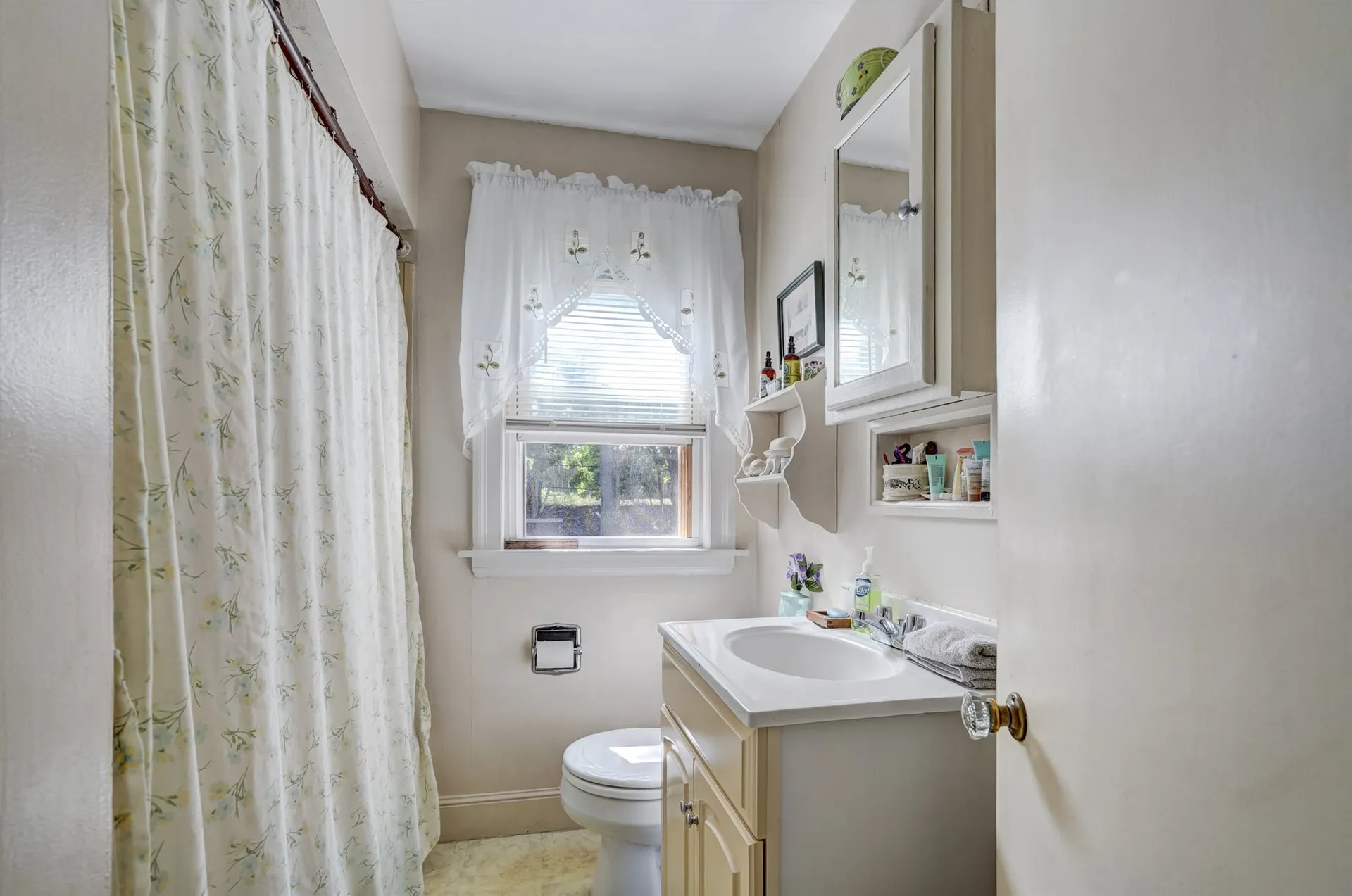 140 Edmond Avenue Portsmouth NH 03801