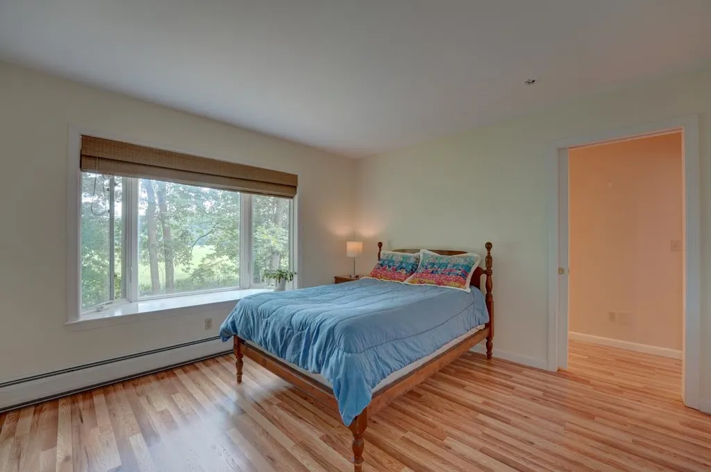 12 Shore Drive Greenland NH 03840