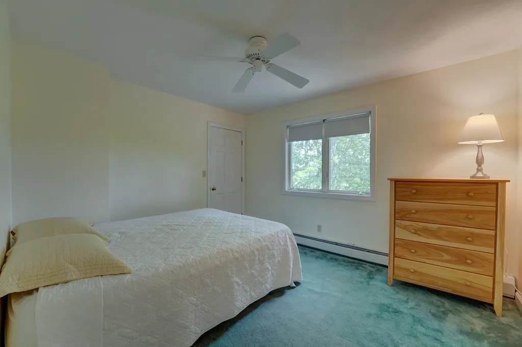 12 Shore Drive Greenland NH 03840