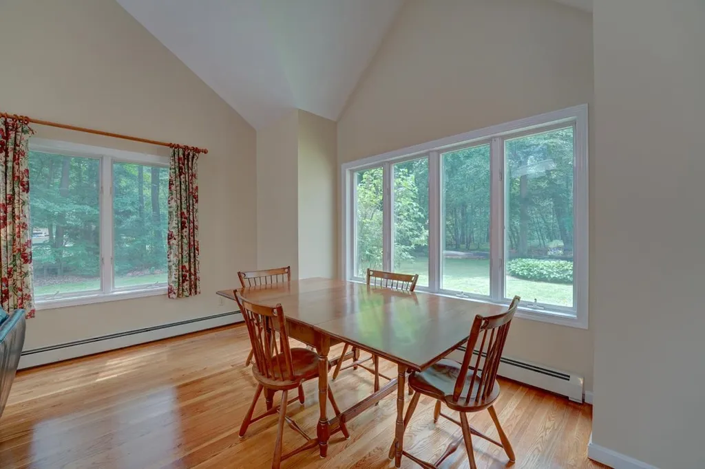 12 Shore Drive Greenland NH 03840