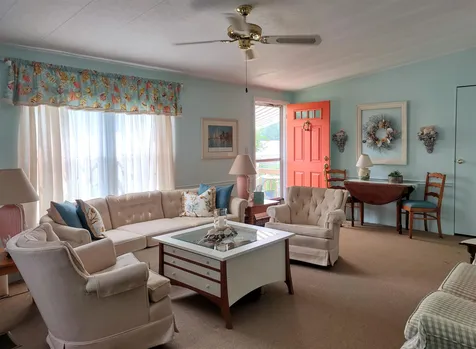 19 Sandpiper Path North Hampton NH 03862
