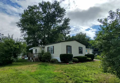 19 Sandpiper Path North Hampton NH 03862