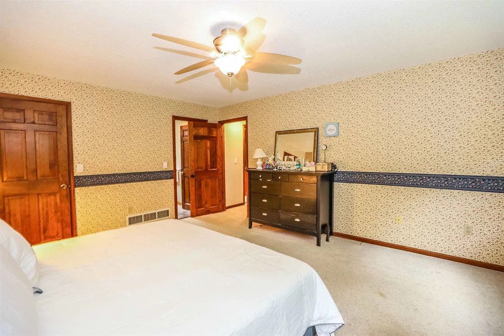 61 Quincy Drive Bedford NH 03110