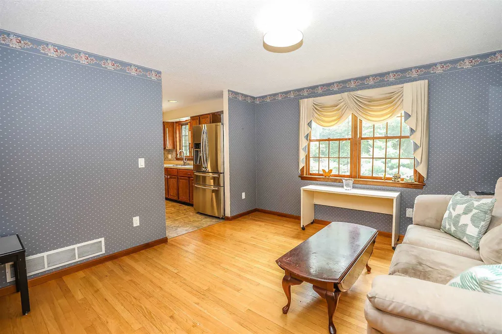 61 Quincy Drive Bedford NH 03110