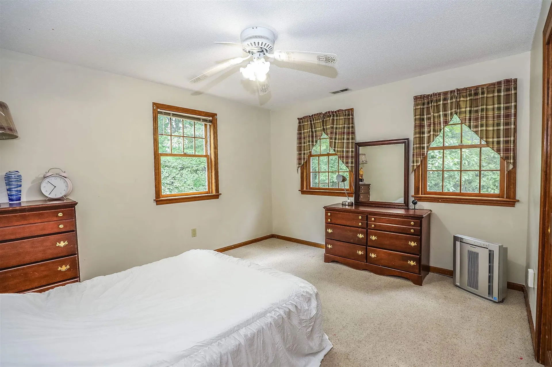 61 Quincy Drive Bedford NH 03110