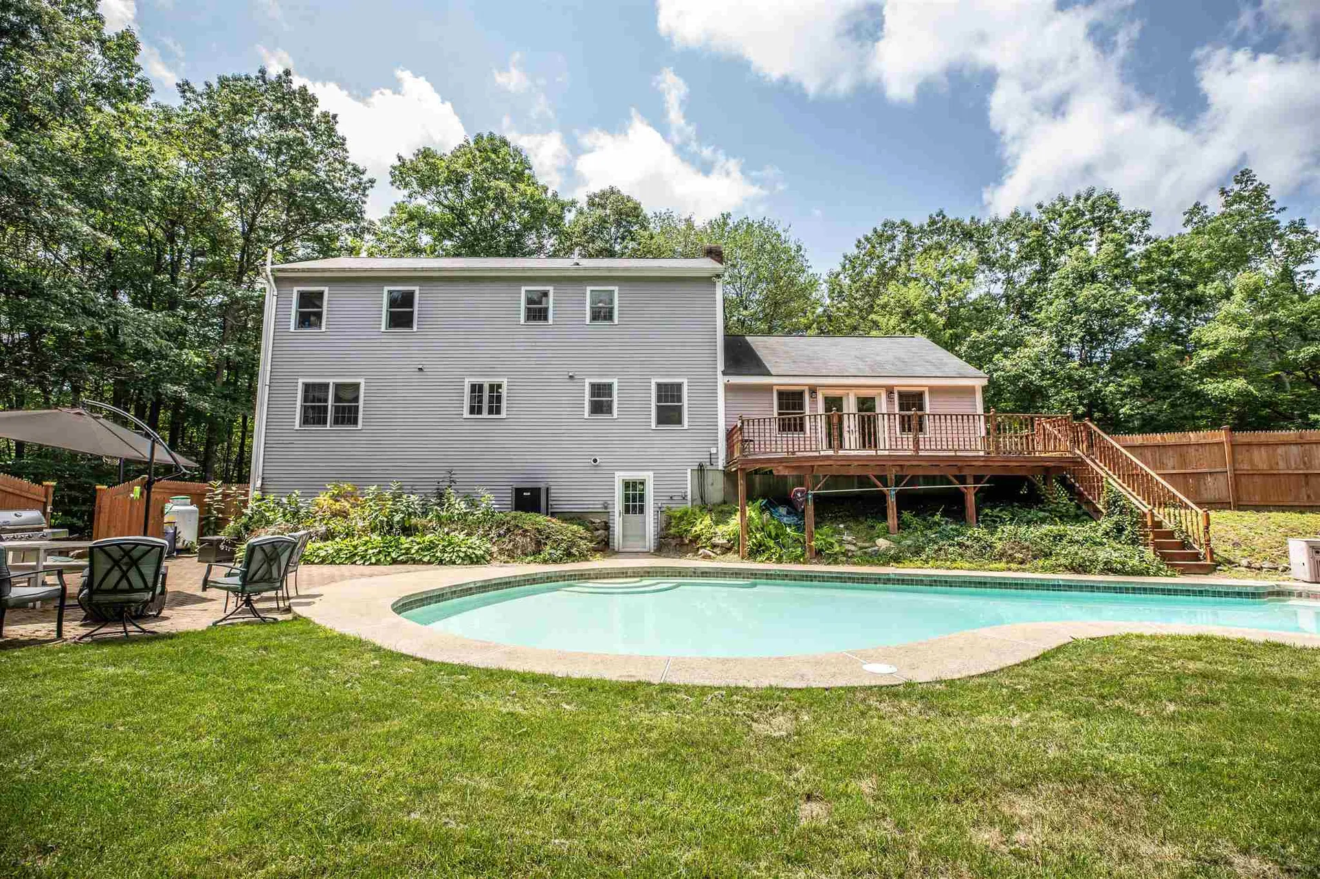 61 Quincy Drive Bedford NH 03110