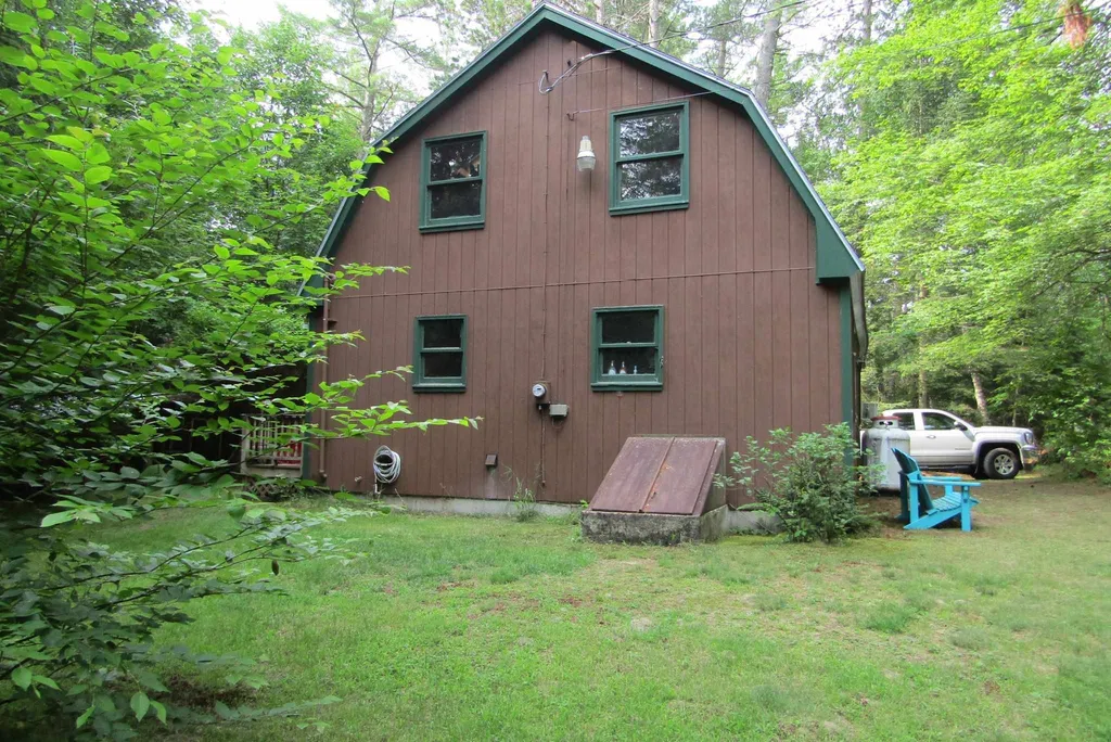 127 Rayhill Circle Haverhill NH 03780