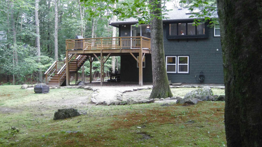 42 Woodridge Road Durham NH 03824