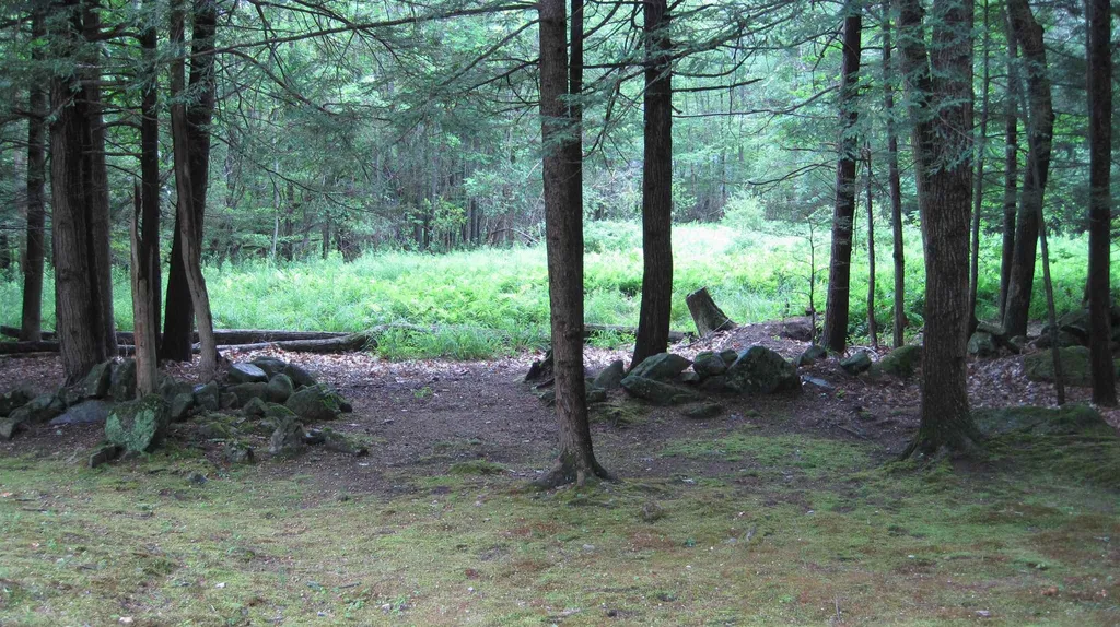 42 Woodridge Road Durham NH 03824