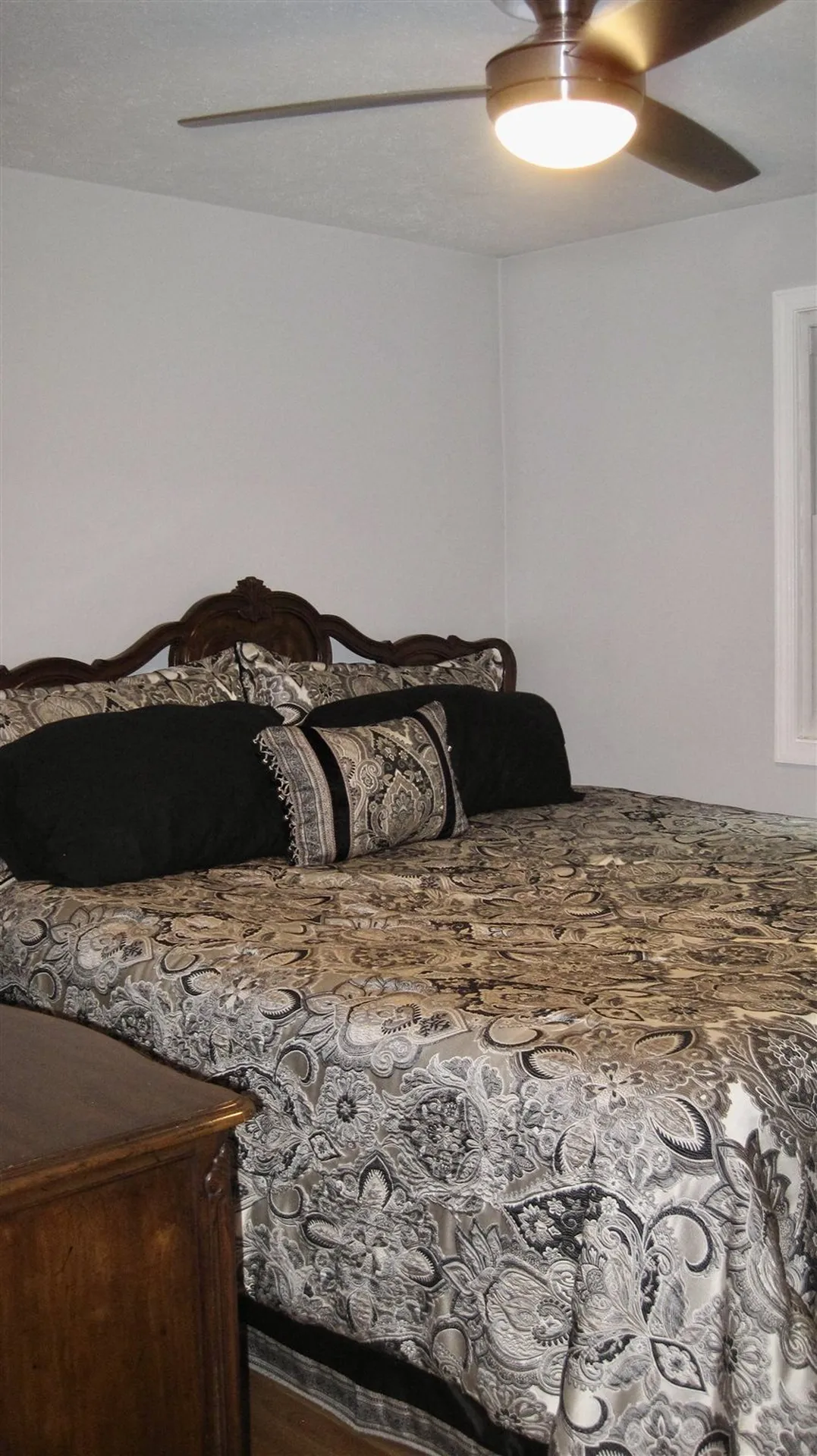 42 Woodridge Road Durham NH 03824