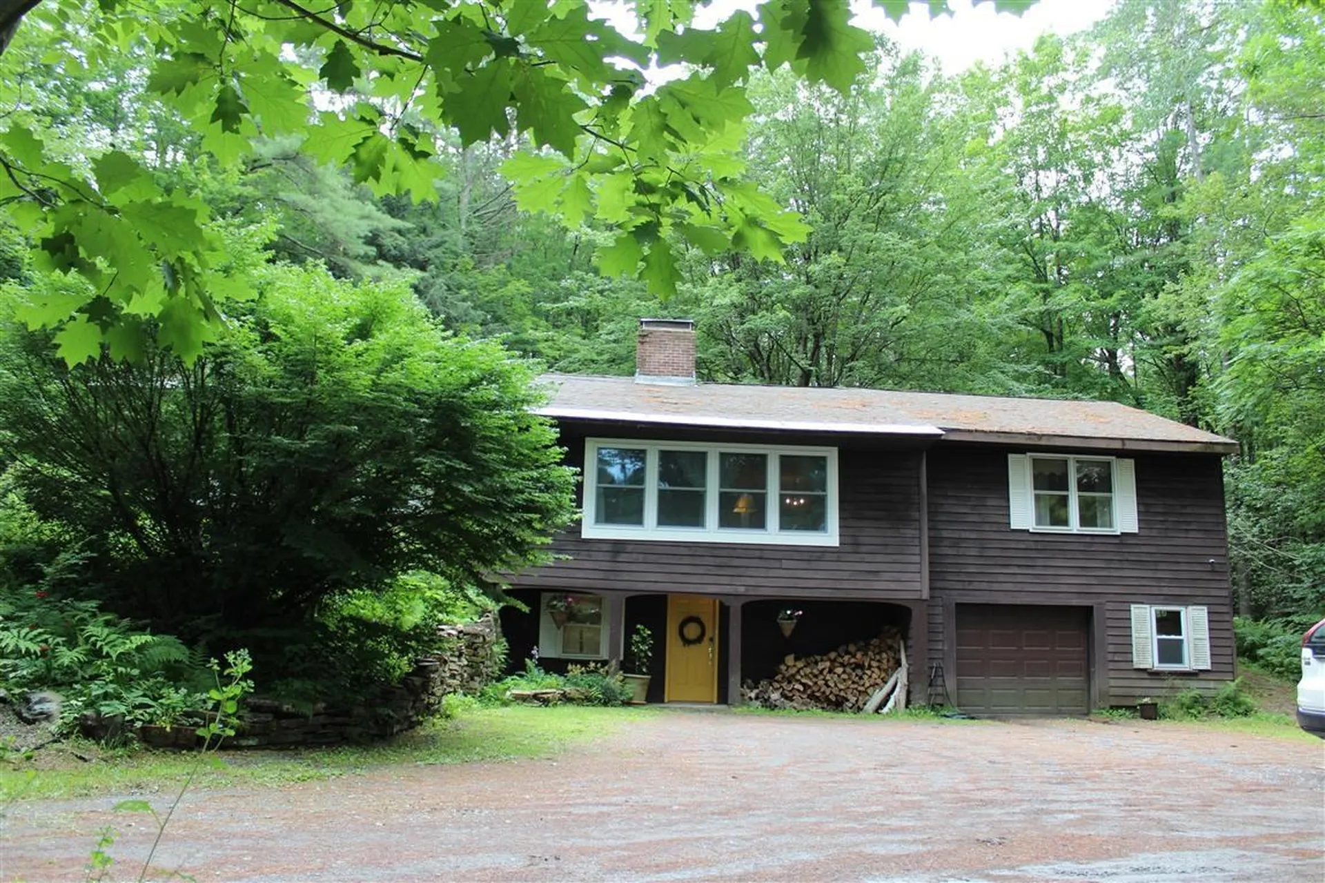 9 Glenwood Drive Claremont NH 03743