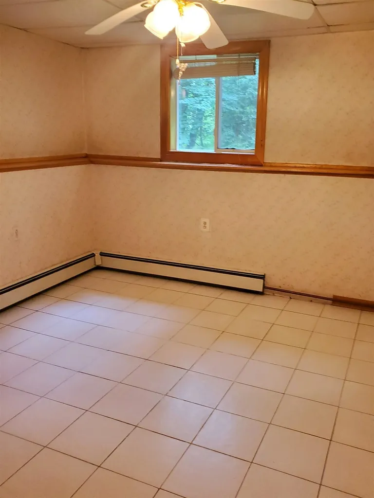 21 Spring Street Windham NH 03087