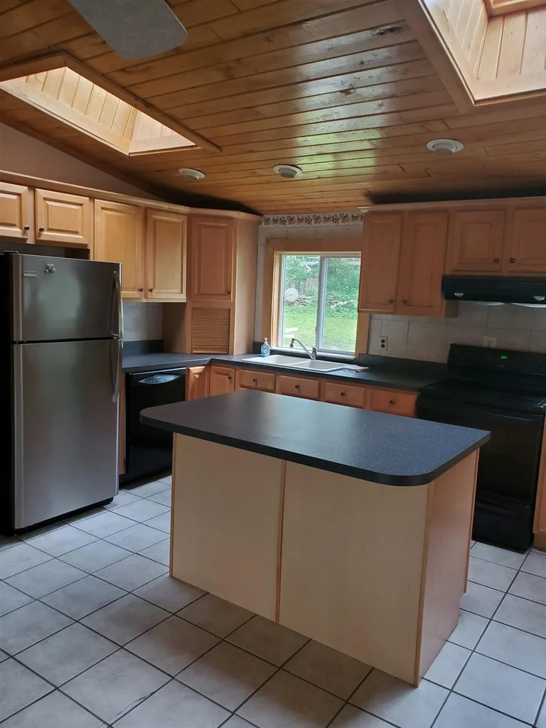21 Spring Street Windham NH 03087