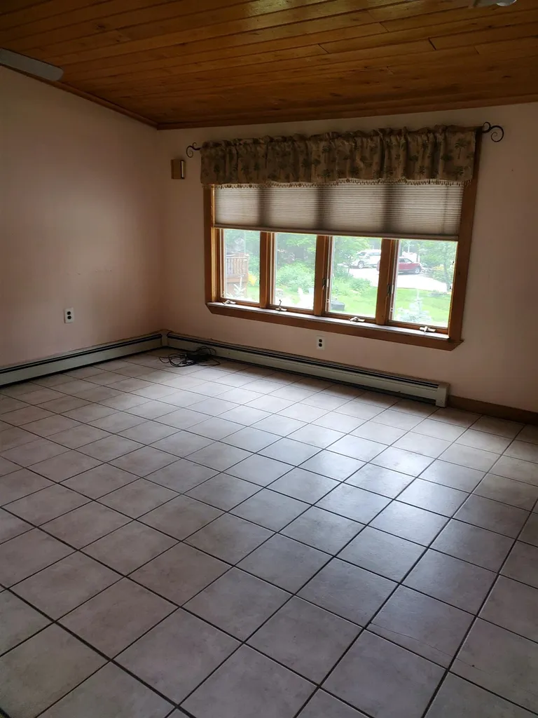 21 Spring Street Windham NH 03087