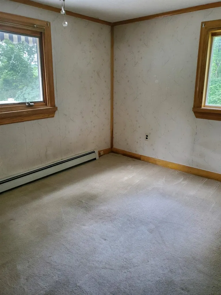 21 Spring Street Windham NH 03087