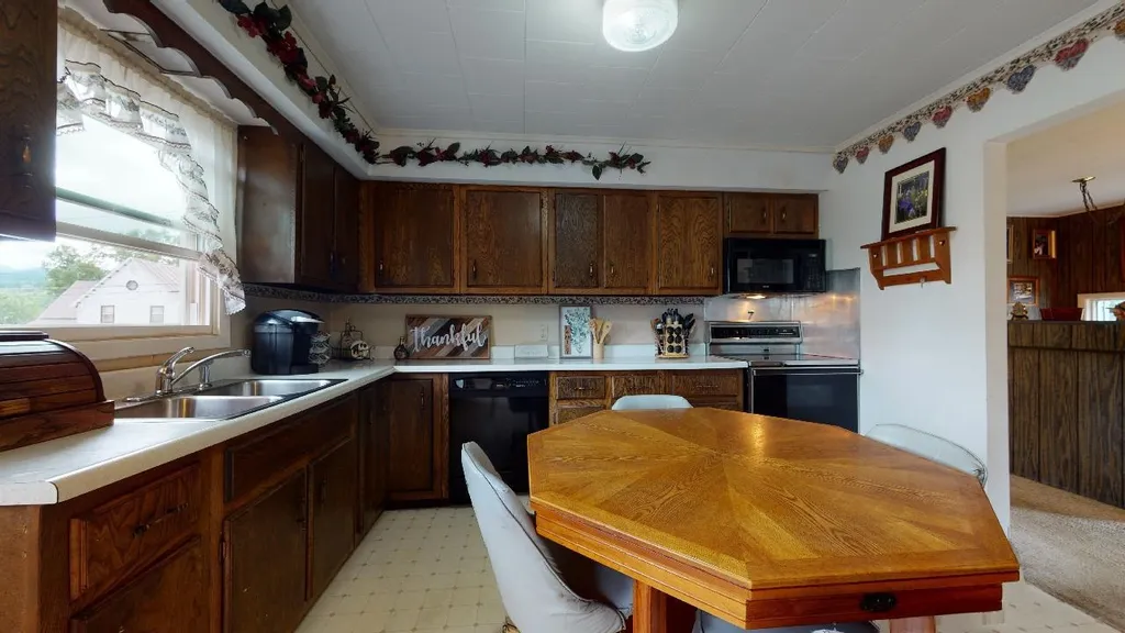 119 Center Street Richford VT 05476