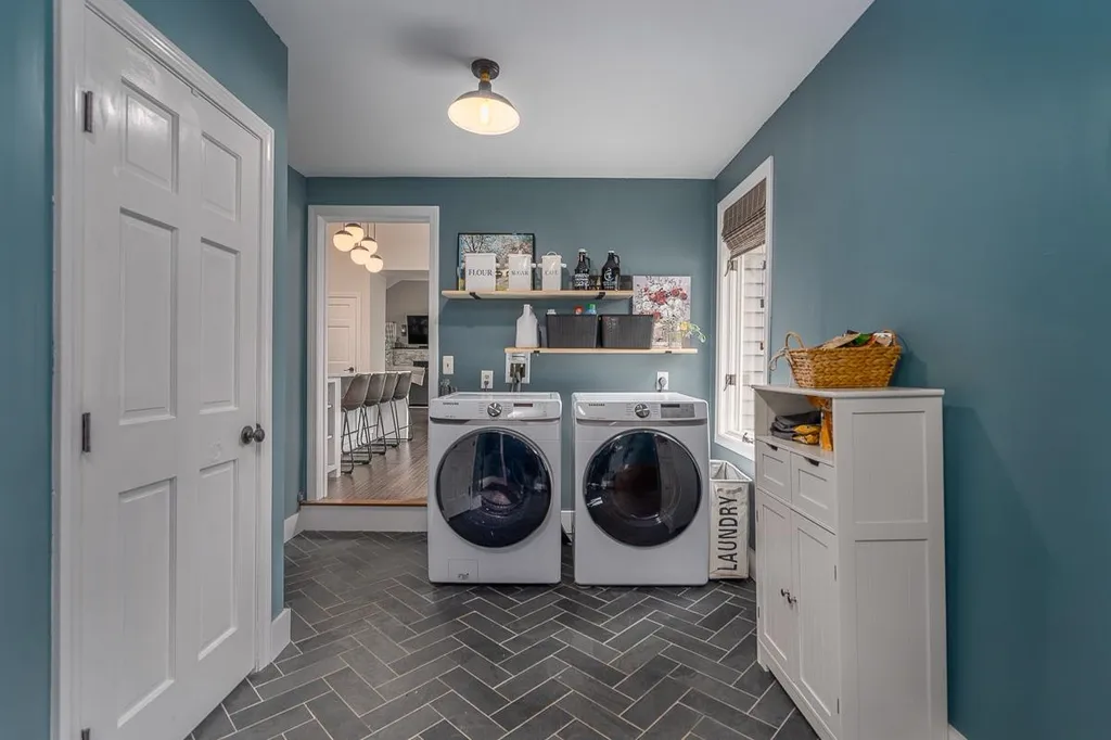 7 Isaac Lucas Circle Dover NH 03820