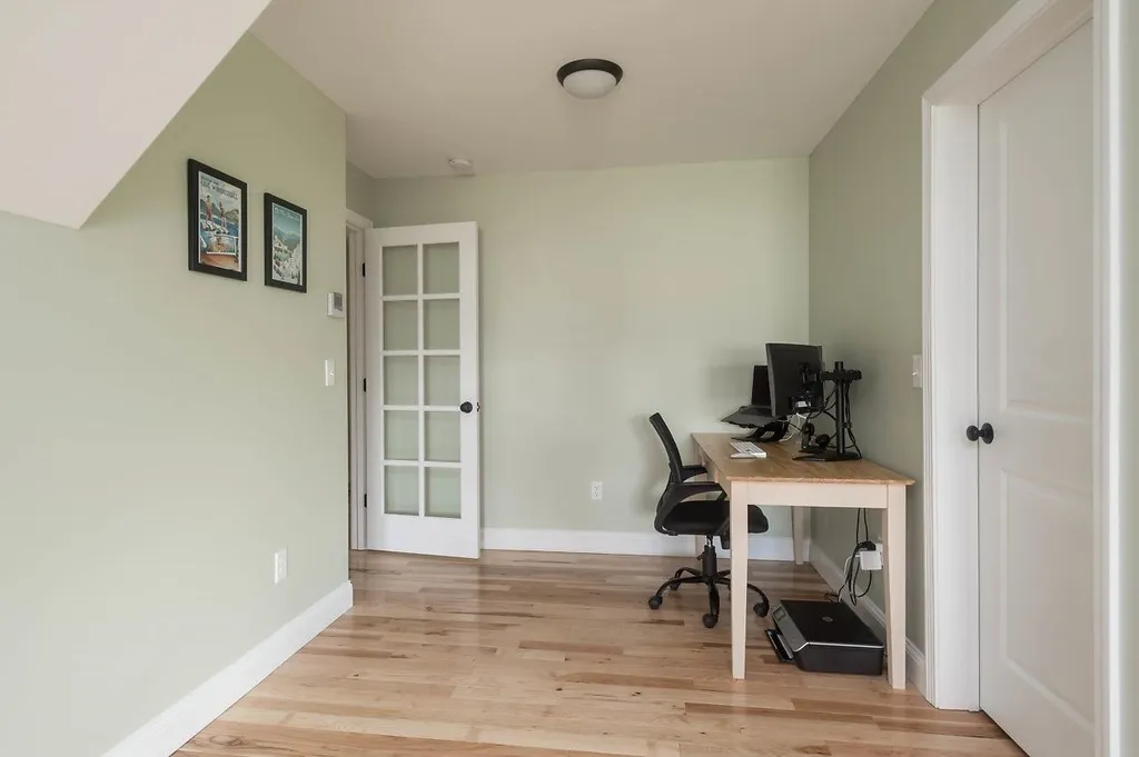 10 Chestnut Way Lee NH 03861