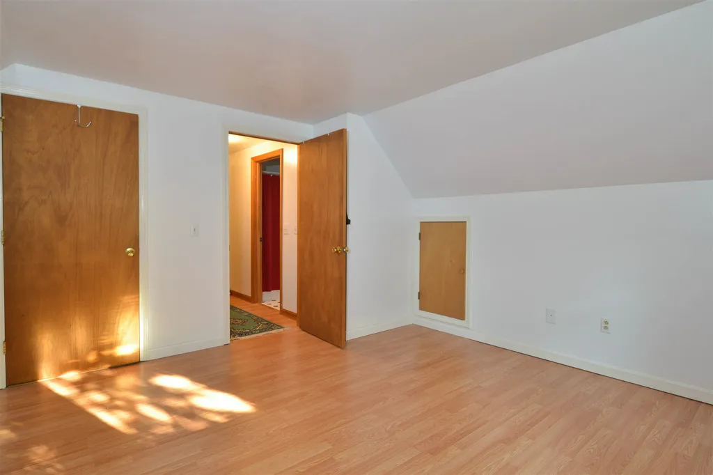 12 Wall Street Colchester VT 05446