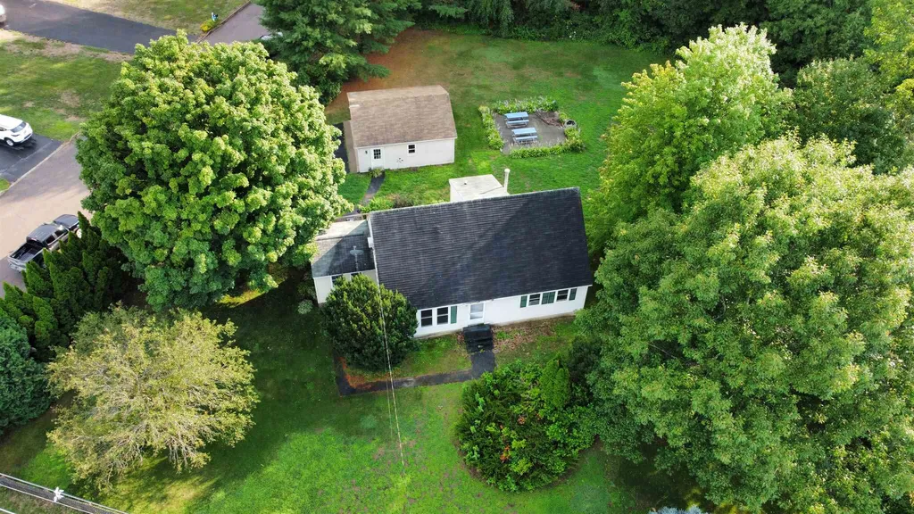 12 Wall Street Colchester VT 05446