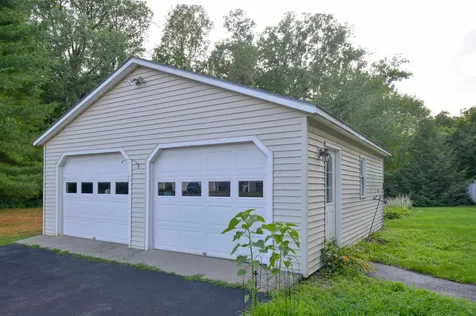 12 Wall Street Colchester VT 05446