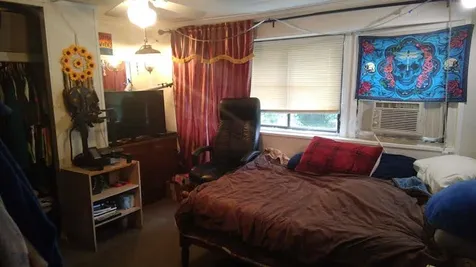 18 Anthony Circle Swanzey NH 03446-2506