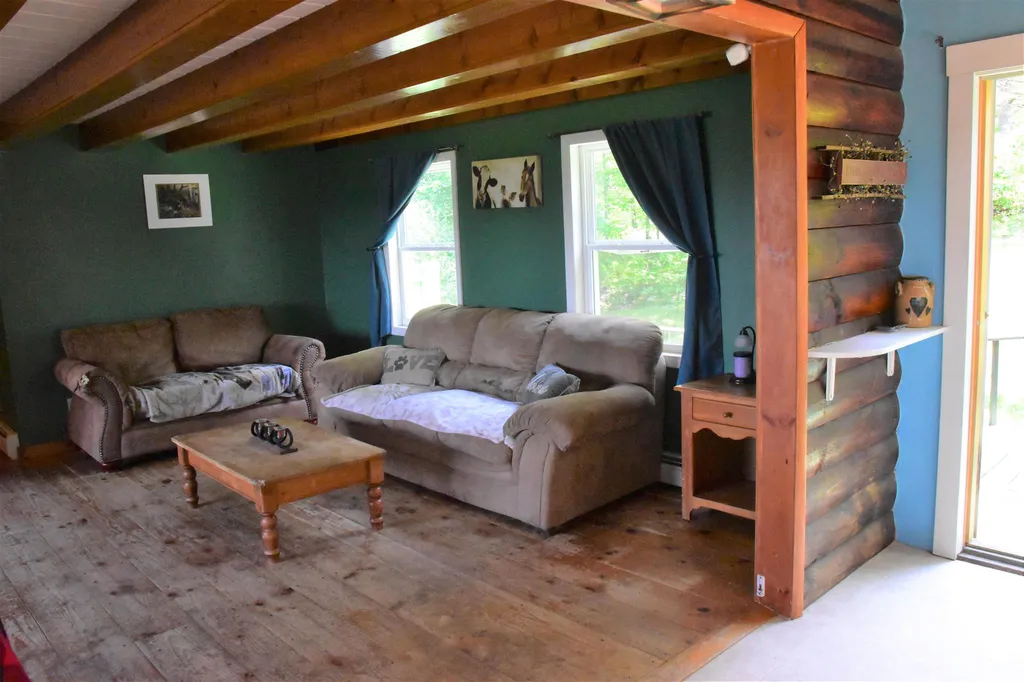 17 Black Hill Road Piermont NH 03779